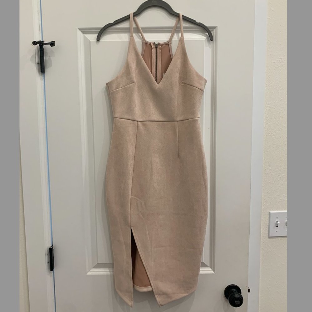 Seek the Label Light pink faux suede midi dress